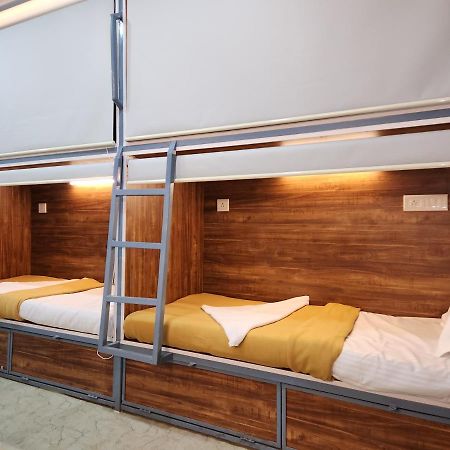 Sahil Ac Dormitory Navi Mumbai Ngoại thất bức ảnh