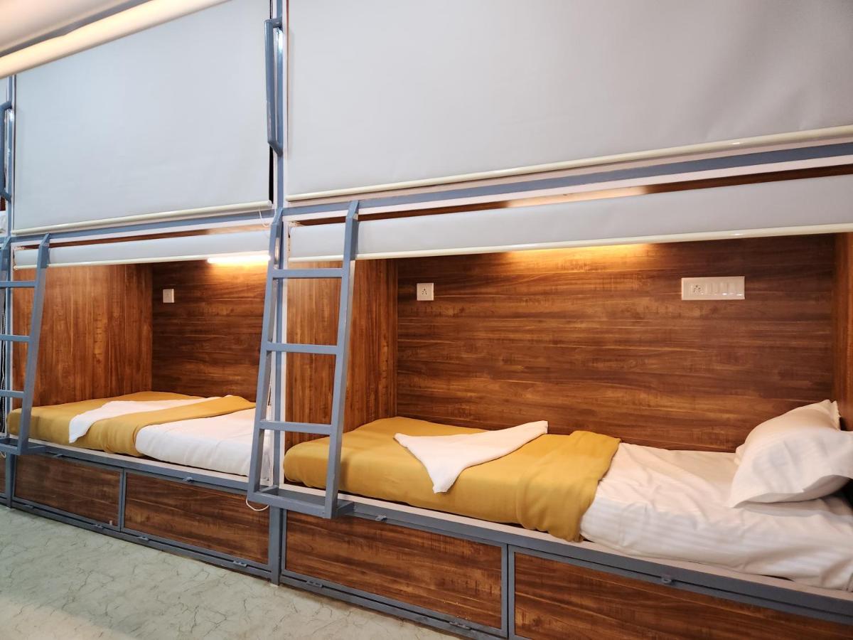 Sahil Ac Dormitory Navi Mumbai Ngoại thất bức ảnh